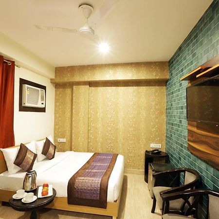 Green Plaza At Airport Hotel Nowe Delhi Zewnętrze zdjęcie
