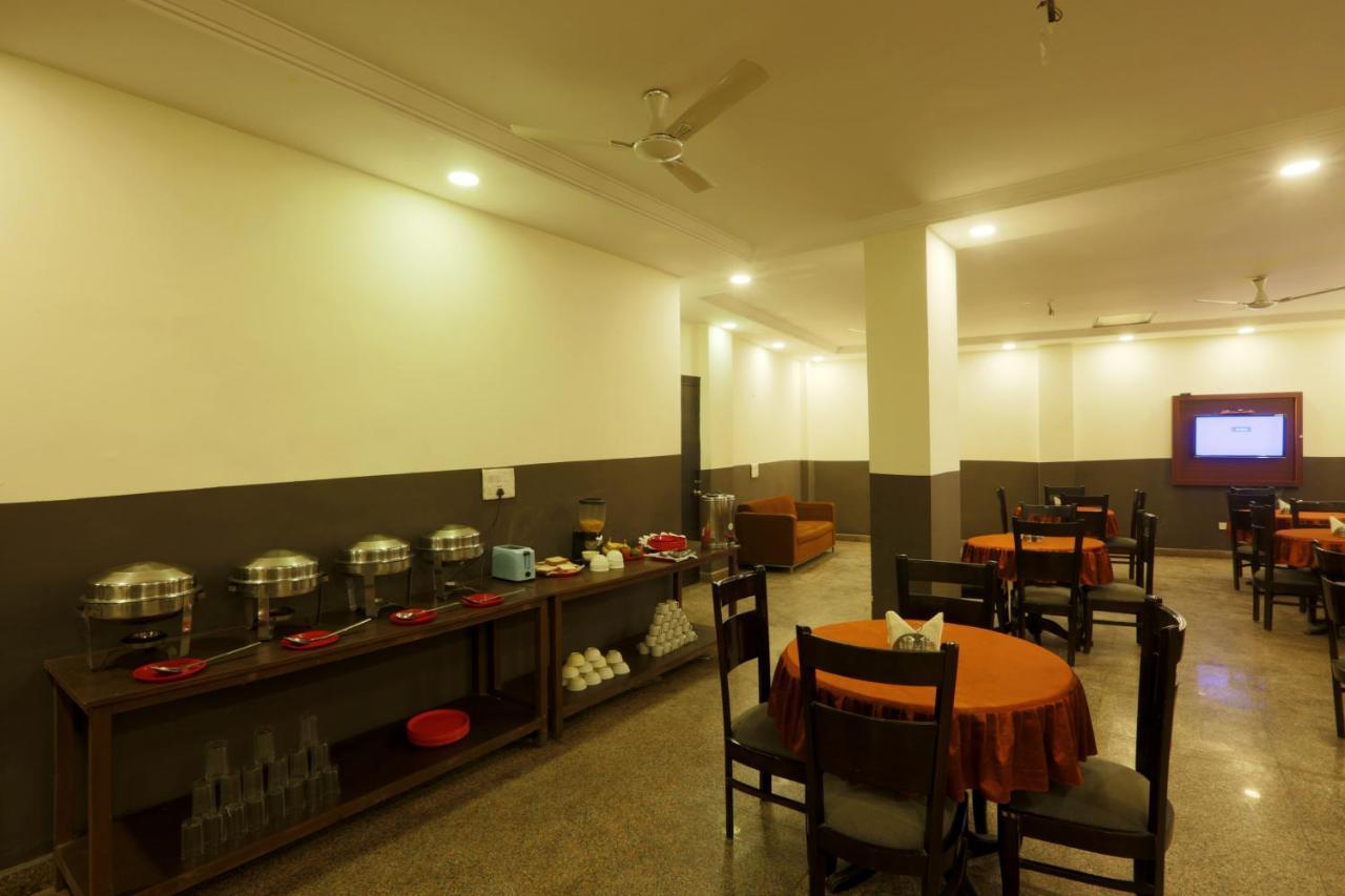 Green Plaza At Airport Hotel Nowe Delhi Zewnętrze zdjęcie