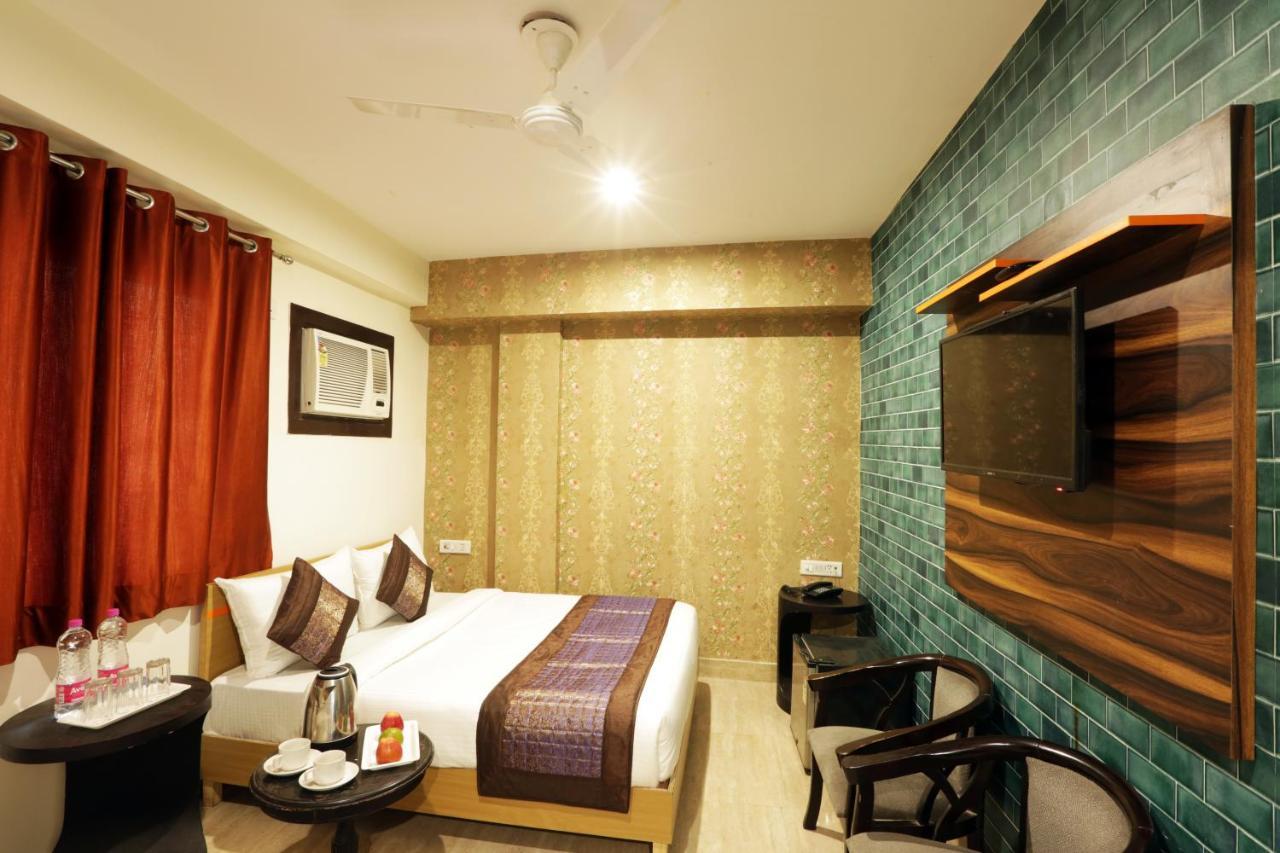 Green Plaza At Airport Hotel Nowe Delhi Zewnętrze zdjęcie