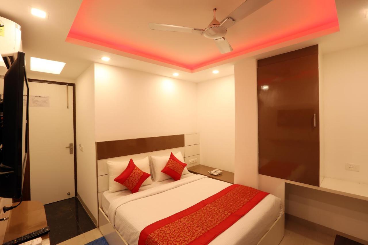 Green Plaza At Airport Hotel Nowe Delhi Zewnętrze zdjęcie