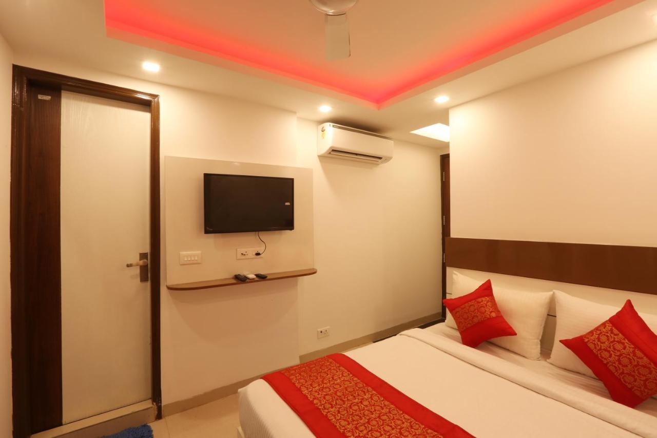 Green Plaza At Airport Hotel Nowe Delhi Zewnętrze zdjęcie